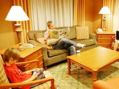 Hotel Hampton By Hilton 3*